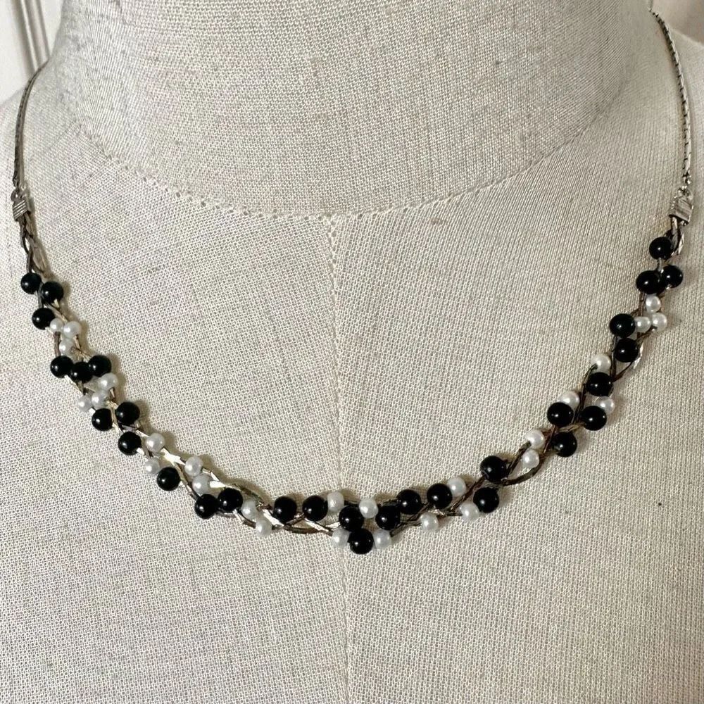 Silver tone faux pearl and black vintage necklace